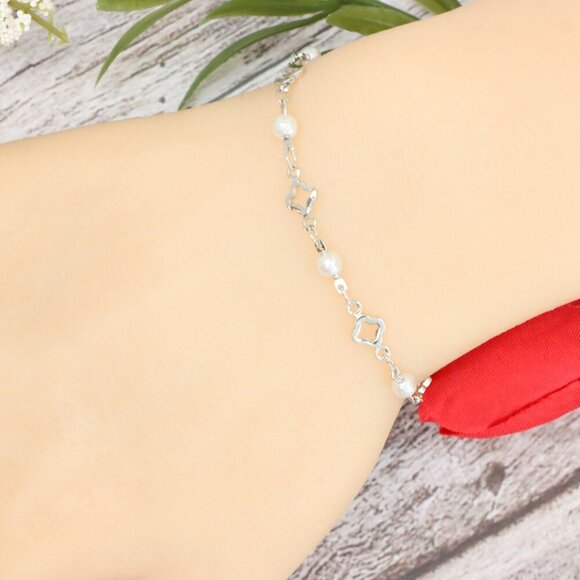 "Trendy Bracelet for Girls & Women – Cute, Adjustable & Gift-Ready | MLCRC1005 - Picture 5 of 10